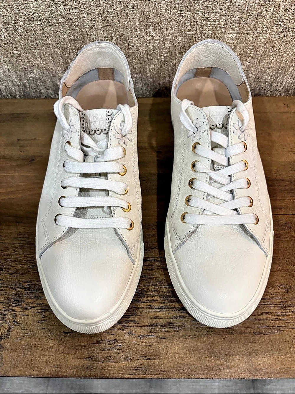 JACK Rogers White Sneakers Like New 7.5